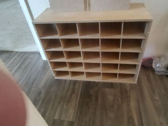 FREE - Shoe storage - wooden case