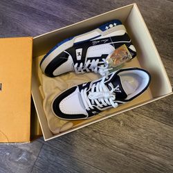 Men’s Trainer Sneakers Size 8 