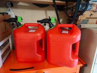 5 gallon gas tanks