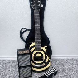 Epiphone Zakk Wylde Les Paul Pee-Wee Mini Bullseye Guitar, Case, Amp, And Strap