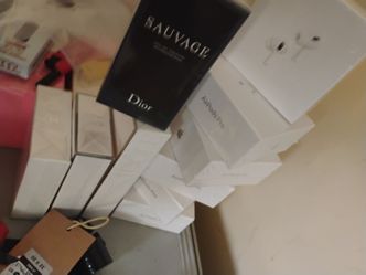 Calone perfume and air pods