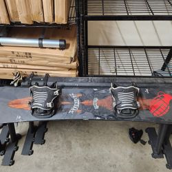 Arbor Draft Snowboard With Flow Bindings