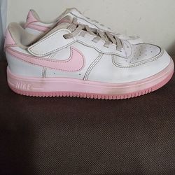 Nike Kids' Grade School Court size 2