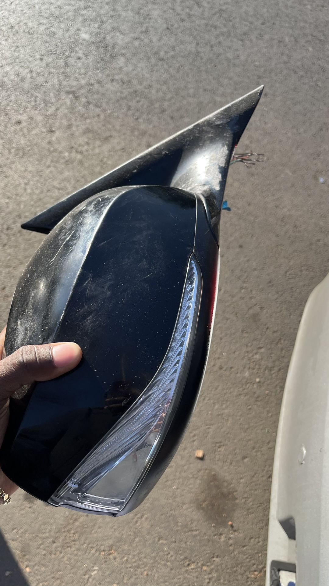 Q50 Side Mirror