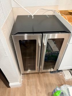 Beverage/Wine fridge