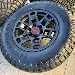 17" TRD PRO wheels Toyota Tacoma 4Runner Tundra Sequoia FJ tires rims