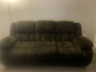 Couch With Matching Recliner