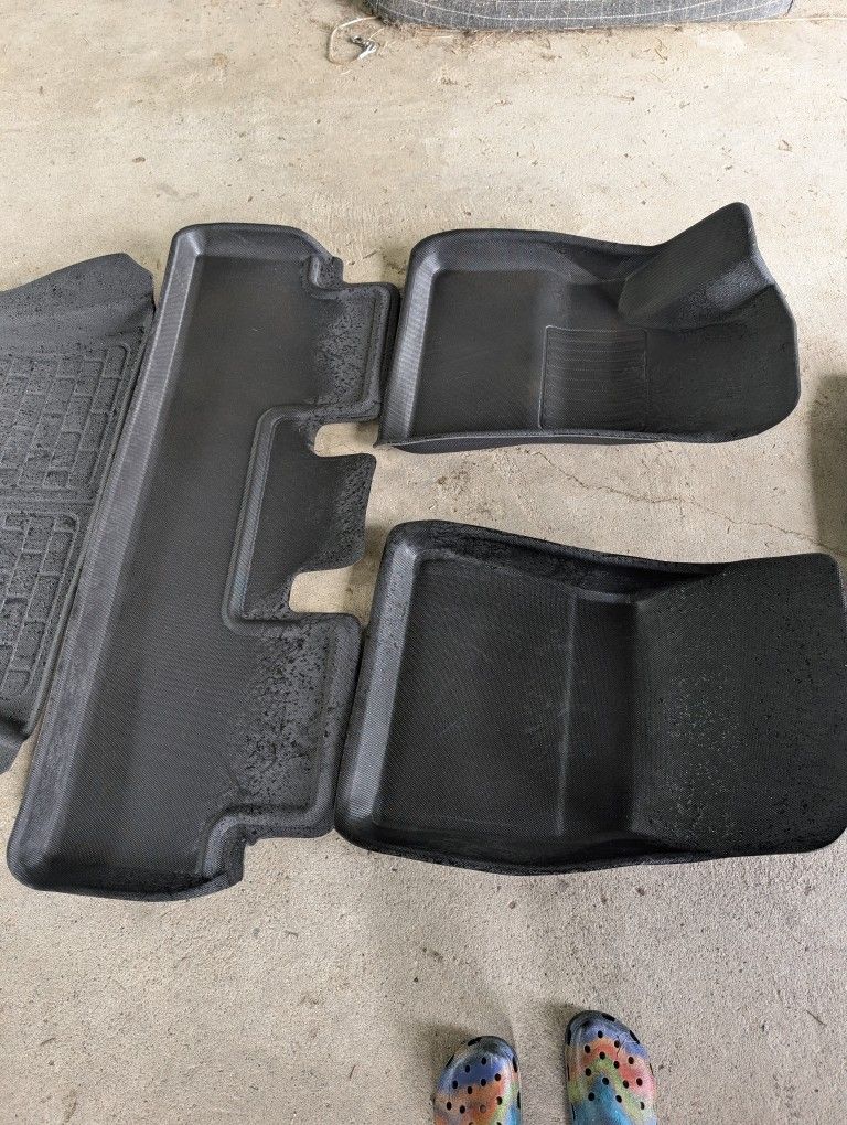 2021-2023 Tesla All Weather Mats