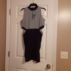 PUMA CUT OUT SIDE DRESS SIZE L