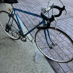vintage 1980’s Blanchi road bike