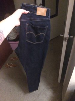 Levis size 9