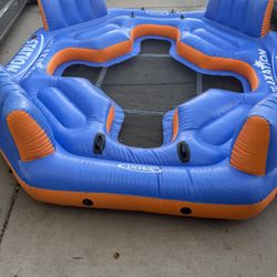 10 X 10 Floating Island