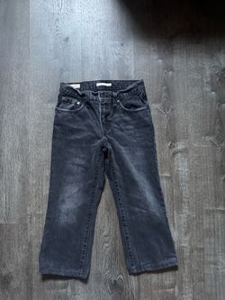 Levi Capri