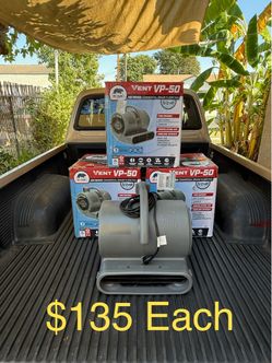 NEW B-Air 1/2 HP Air Mover for Janitorial Water Damage Restoration Stackable Carpet Dryer Floor Blower Fan in Grey **$135 Each**