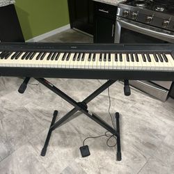 Yamaha Digital Piano 9-95