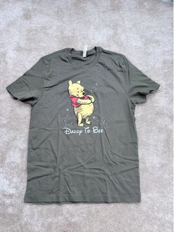 Brand new: Matching “To Be” mommy and daddy shirts Size M