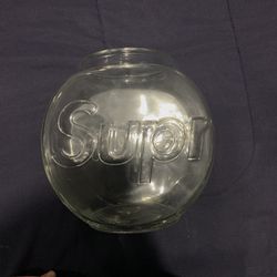 Supreme Fish Bowl for Sale in Plainfield, IL - OfferUp