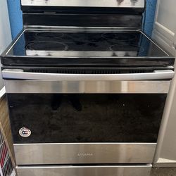 Electric Stove and over head microwave