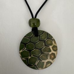 Green Patterned Pendant Necklace