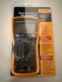 Fluke 117 Digital Multimeter