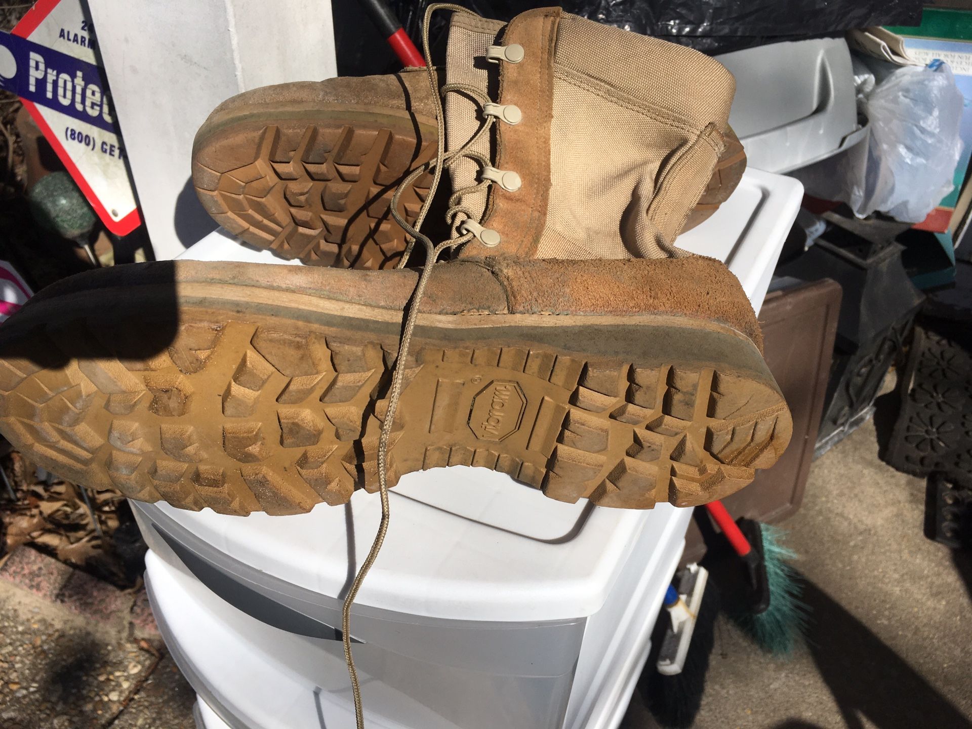 Nice military boots size 11 only $35 firm