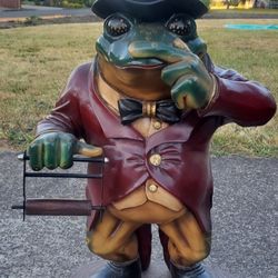 Large Frog Toilet Paper Holder.
