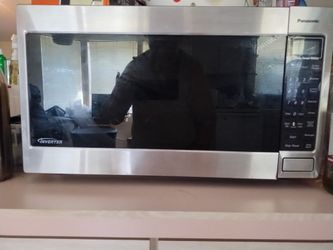 Microwave Panasonic inverter