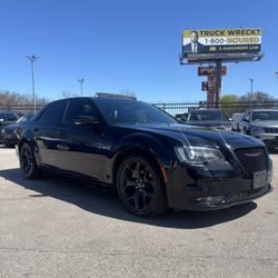 2022 Chrysler 300