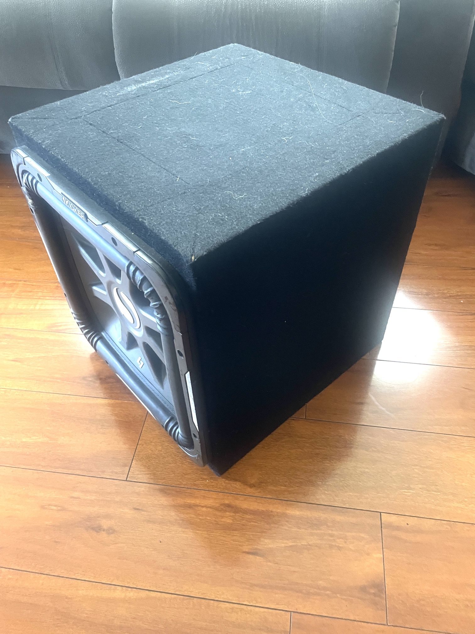 Kicker 15 Inch Subwoofer Sounds Loud Bass Car Audio Come Get It Only $320