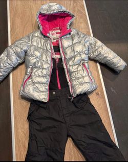 Girl's 32 Degrees Weatherproof 2 Piece Snow Ski Suit Parka Jacket Bib Pants size 5 