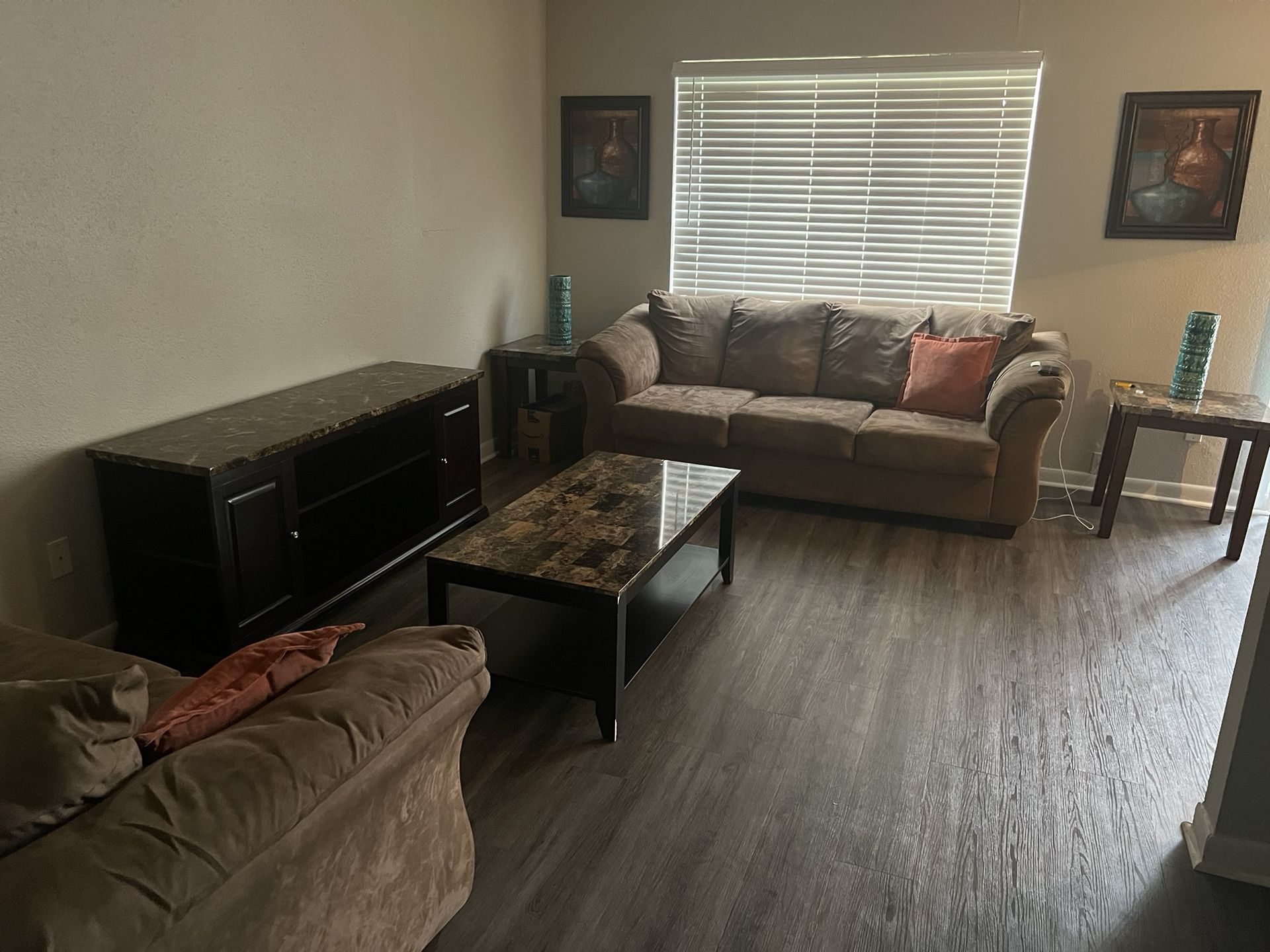 Living Room Set (All Pieces)