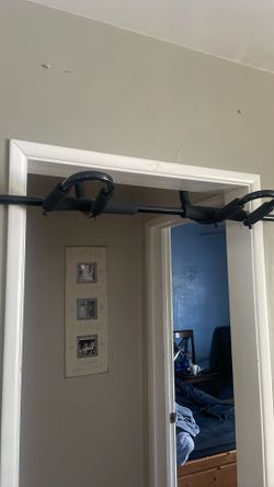 Doorway Pull Up Bar