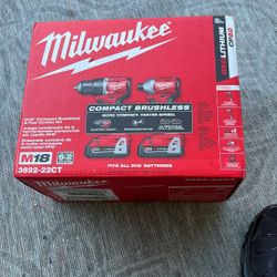 Milwaukee M-18 Comp-20 Drill Combo