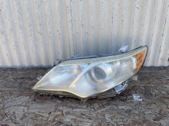 2012 2013 2014 Toyota Camry Left Driver LH Halogen Headlight 