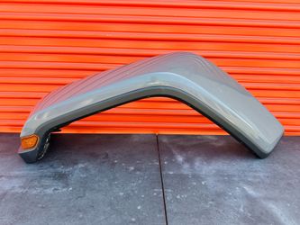 2018- 2026 Jeep Wrangler Front Fender Flare Molding Driver Left  Front. Oem