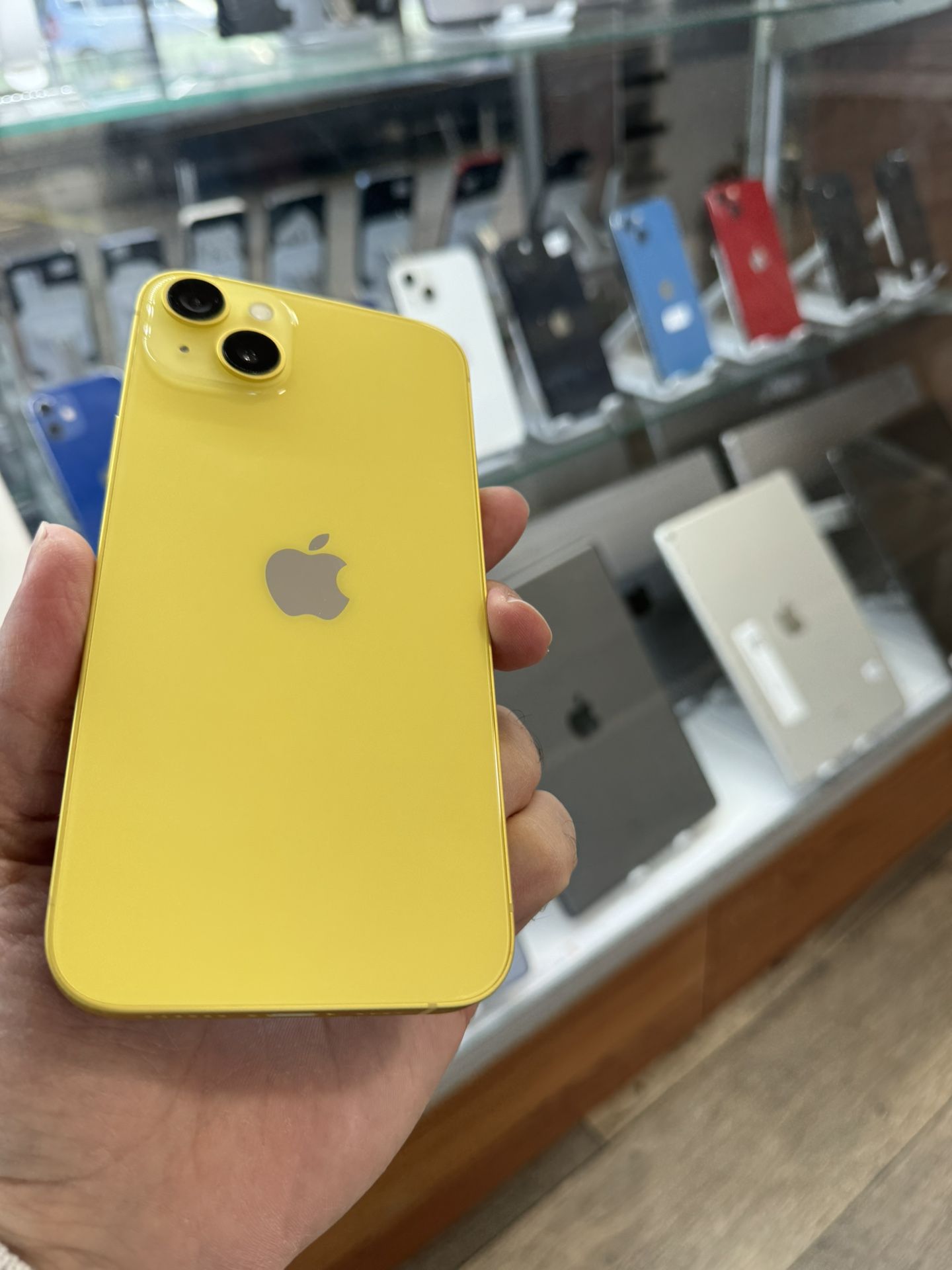 Great Condition! Unlocked iPhone 14 Plus 256Gb - Desbloqueado - With warranty