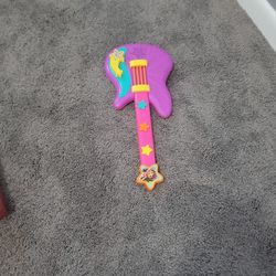 Dora Guitar