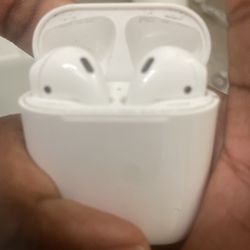 Apple AirPods 