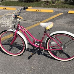 Schwinn Lulu 7 Sp Cruiser  Bike 