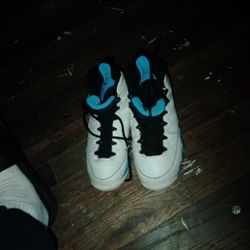 Jordan 9 Powder Blue Size 4 