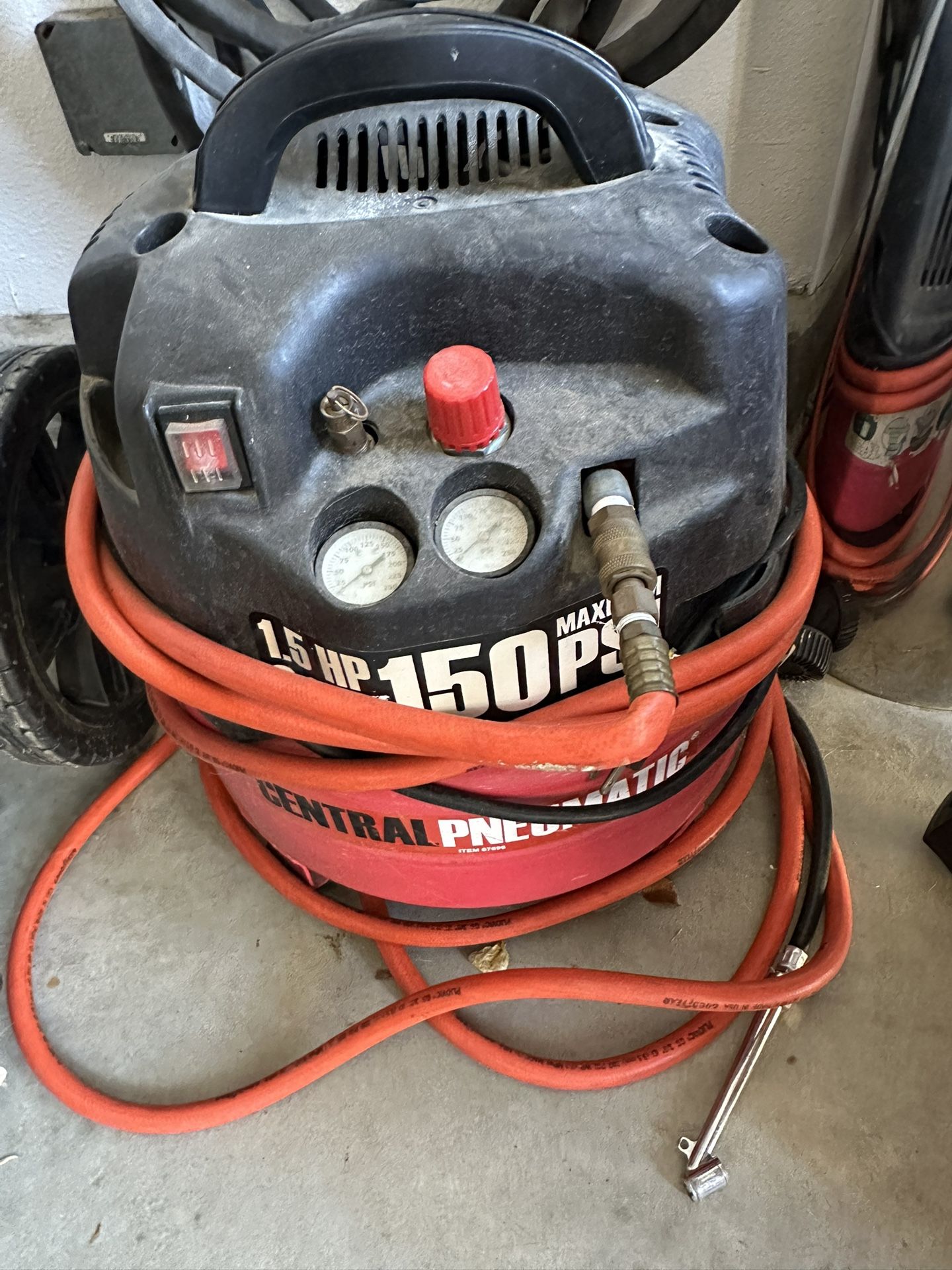 General Pneumatic Air Compressor 