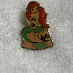 Vintage Disney Enamel Pin Back Pin The Little Mermaid Ariel Green Eyes