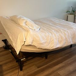 Full mattress with adjustable frame