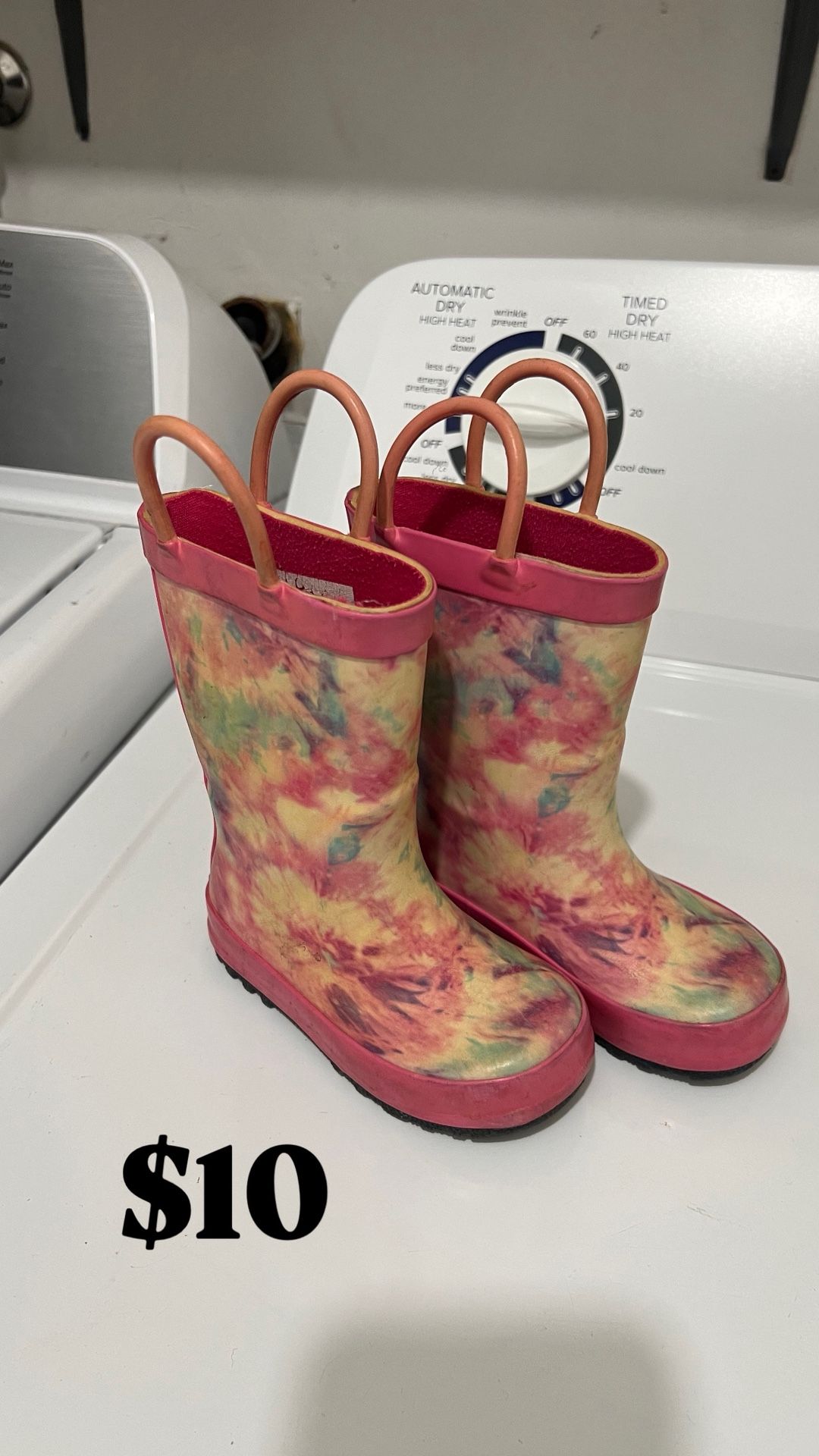 Toddler Shoes Size 5.5/6