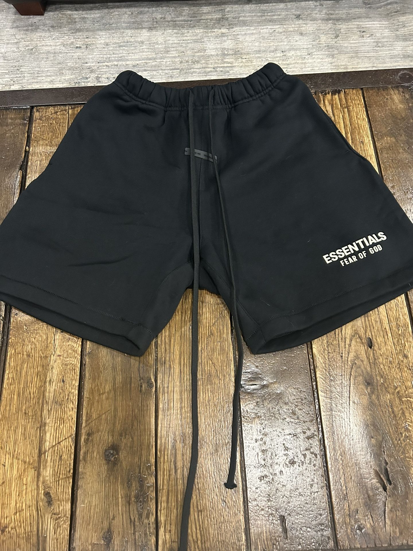 Essentials Shorts