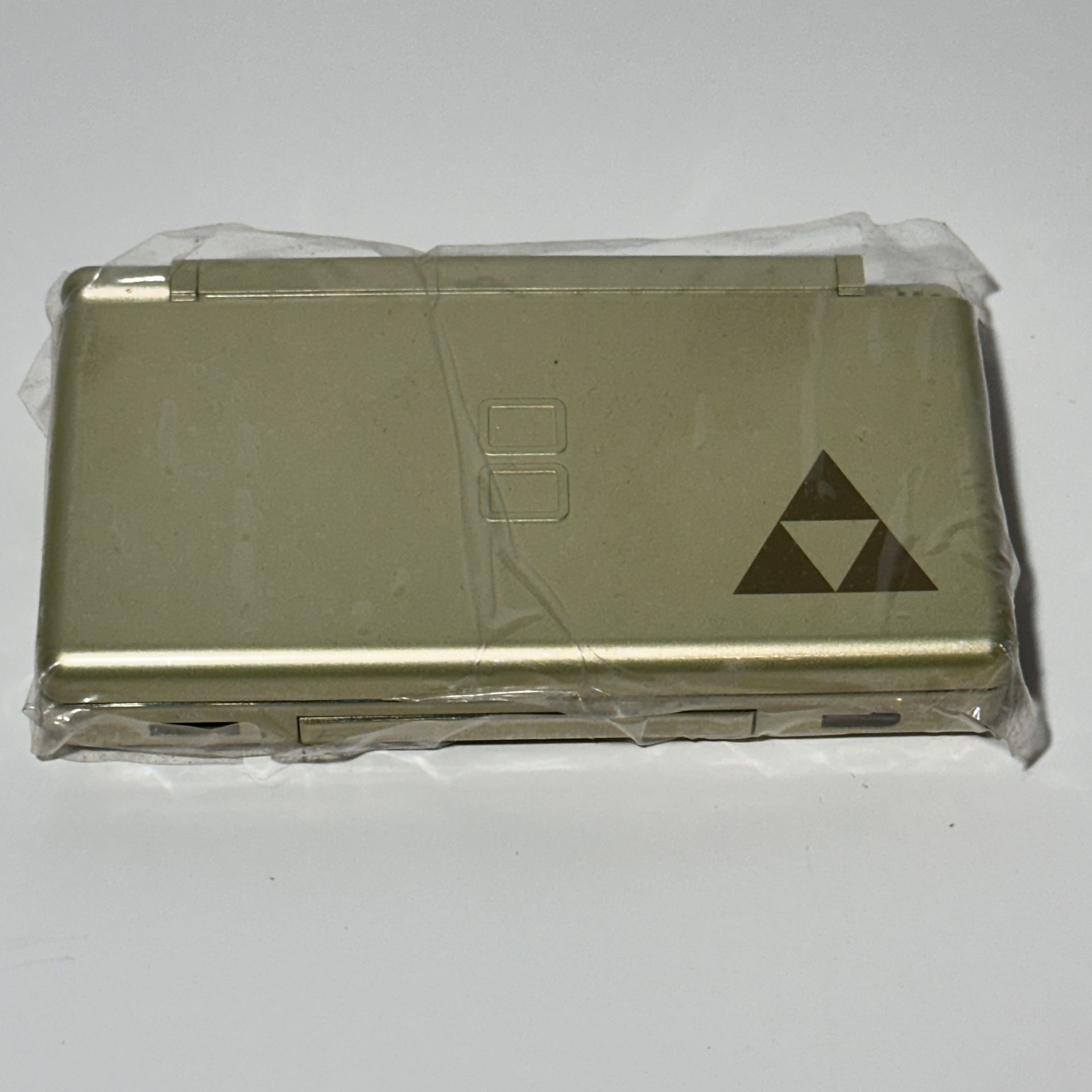 NEW Nintendo DS Lite Zelda Limited Edition gold housing shell w buttons & stylus