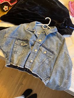 Cropped Denim Jacket with Raw Hem