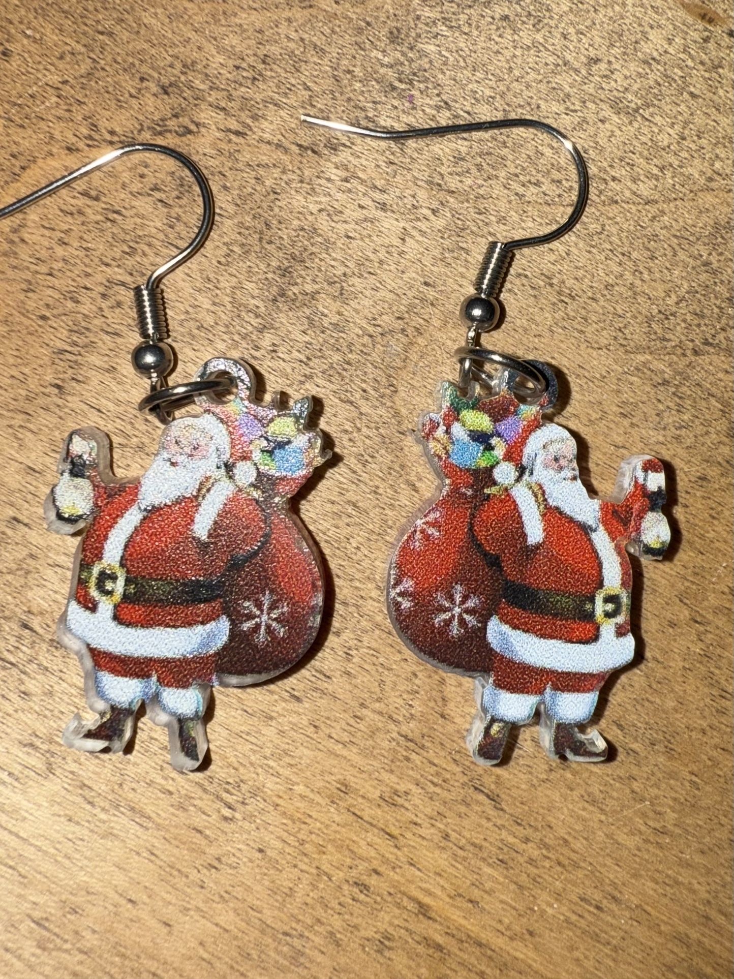 NEW Santa π
earrings