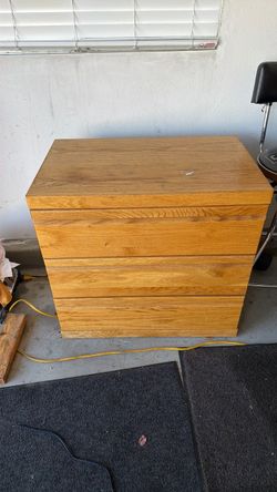 Free 3 drawer dresser