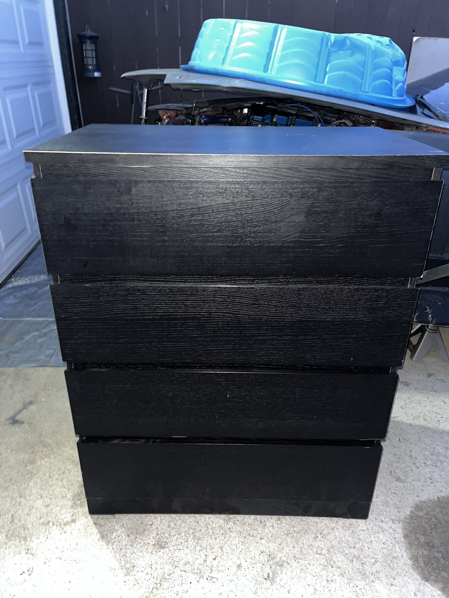 Dresser